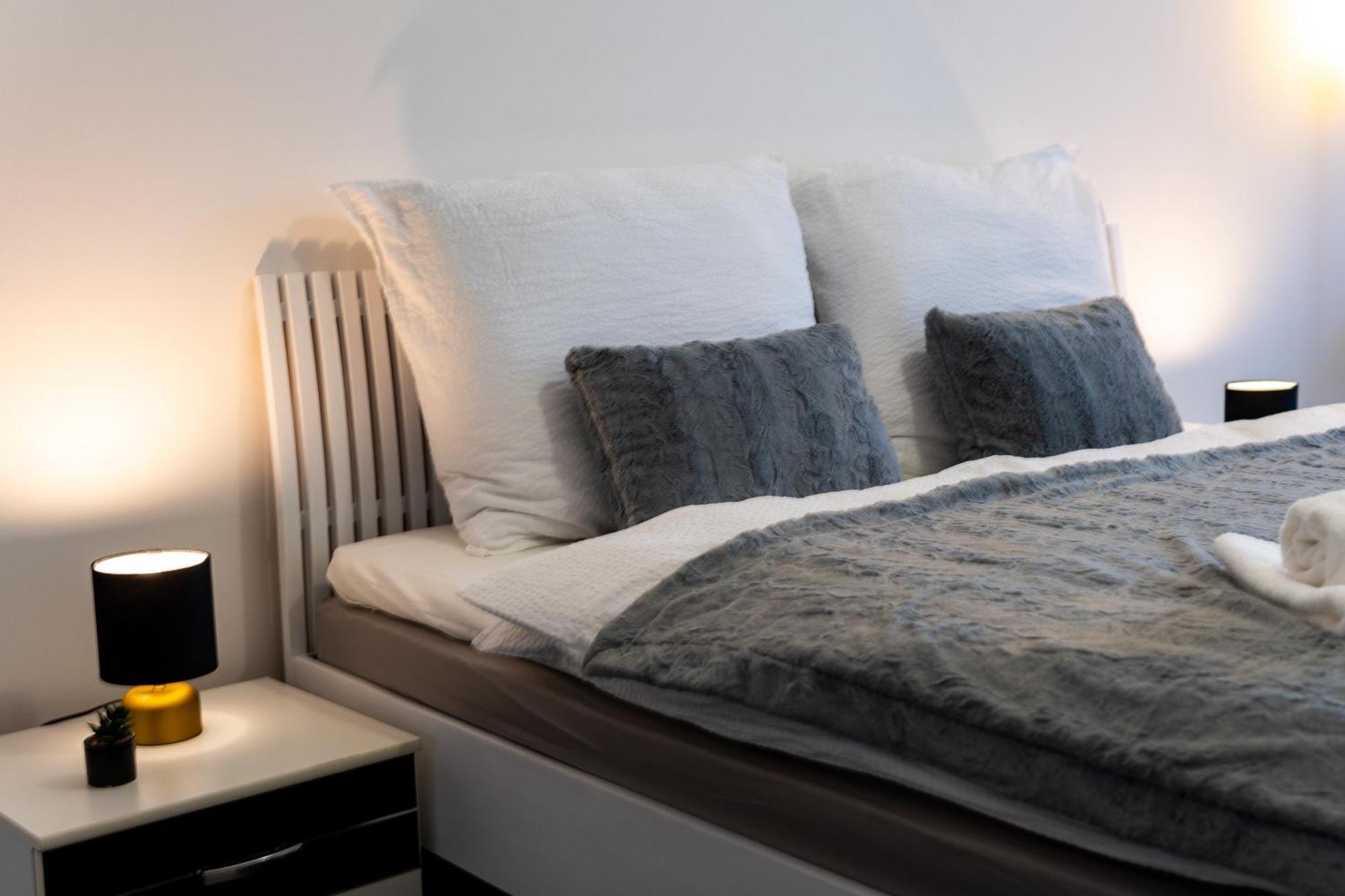 Bnb New Beautiful Apartment In The Center Of Ostrava With Option Garage Parking 외부 사진