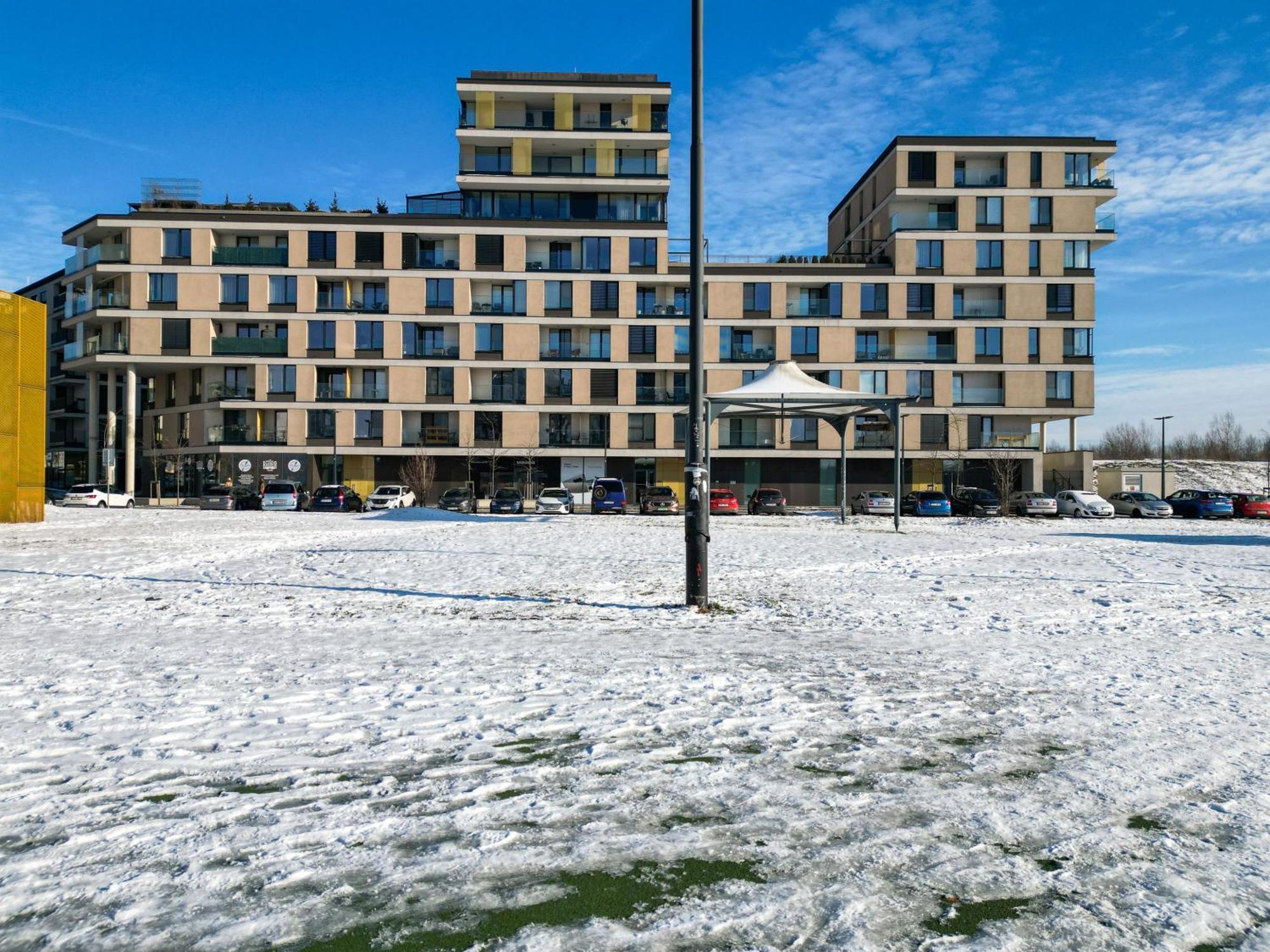 Bnb New Beautiful Apartment In The Center Of Ostrava With Option Garage Parking 외부 사진