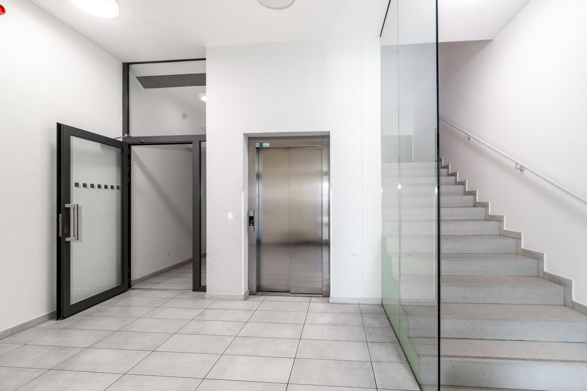 Bnb New Beautiful Apartment In The Center Of Ostrava With Option Garage Parking 외부 사진