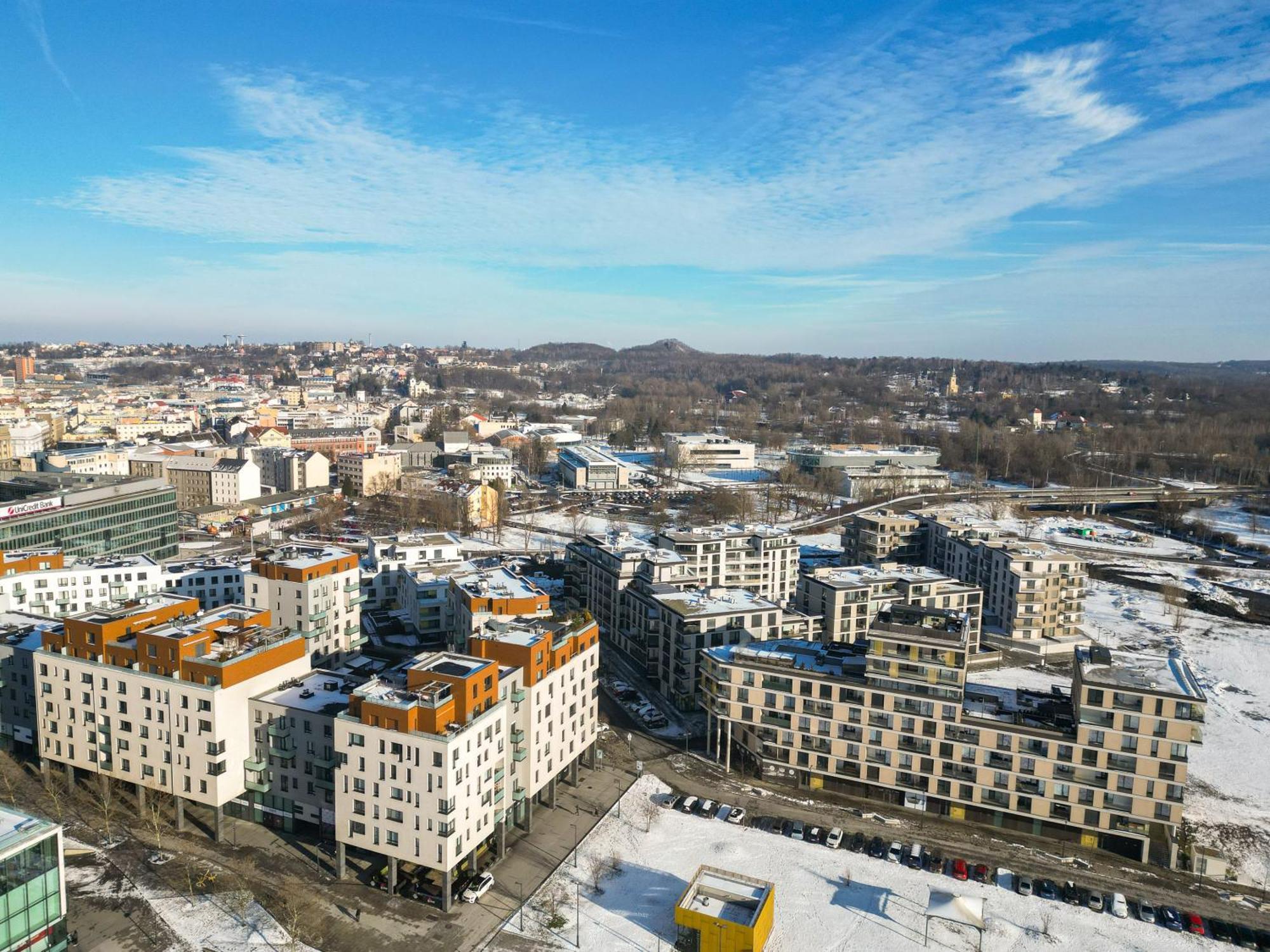 Bnb New Beautiful Apartment In The Center Of Ostrava With Option Garage Parking 외부 사진