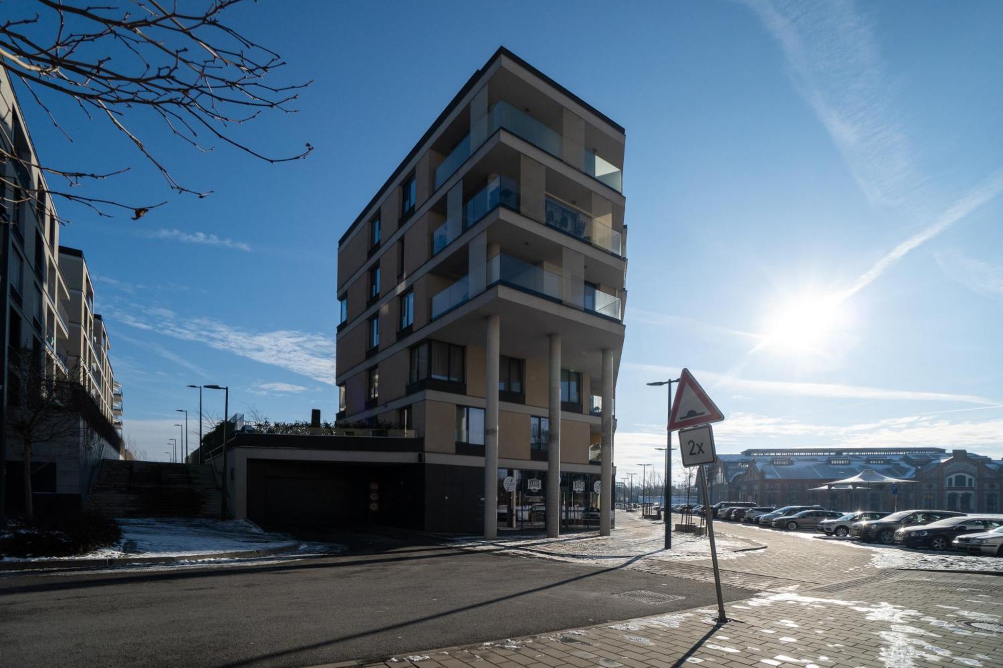 Bnb New Beautiful Apartment In The Center Of Ostrava With Option Garage Parking 외부 사진