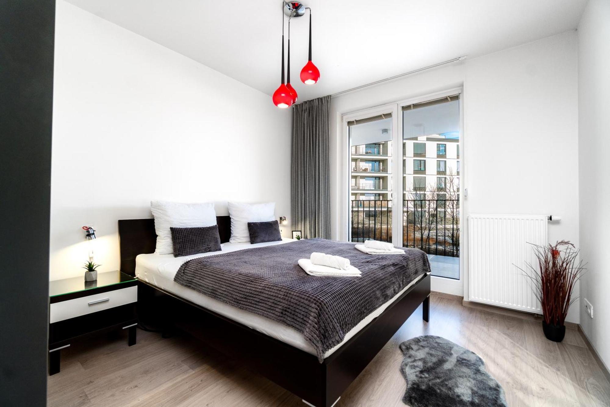 Bnb New Beautiful Apartment In The Center Of Ostrava With Option Garage Parking 외부 사진